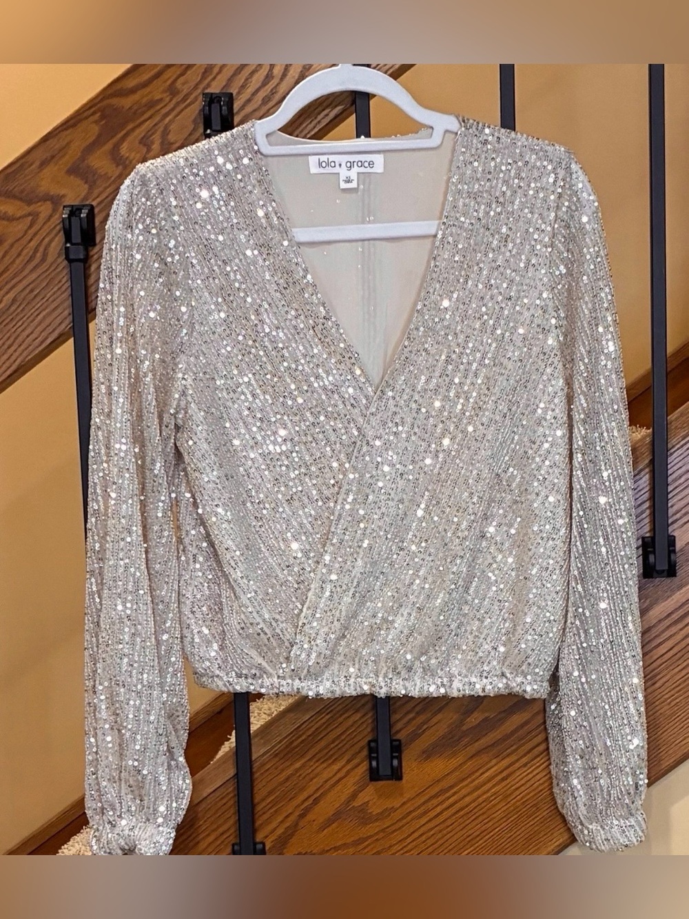 Lola Grace Sequin Cropped Top V Neck Long Sleeve Beige-silver SZ. XS